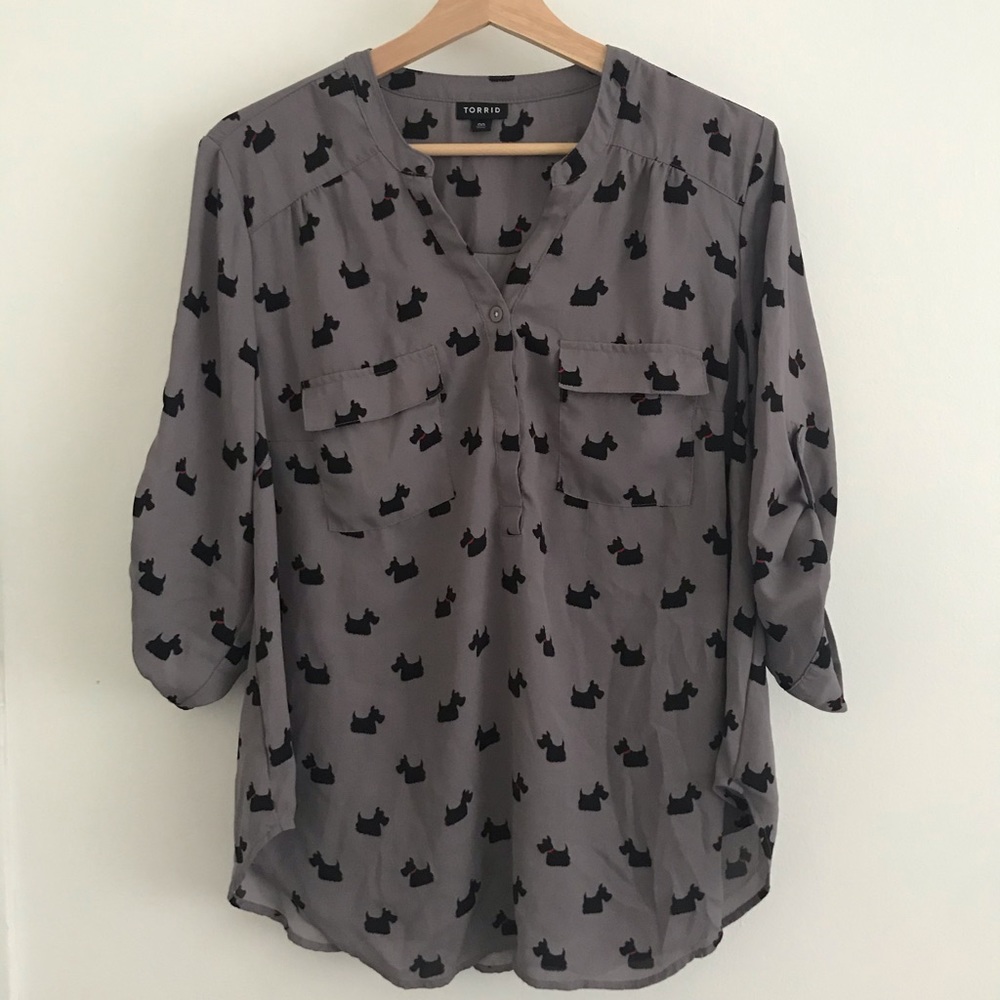 dog all over print GEORGETTE PULLOVER BLOUSE